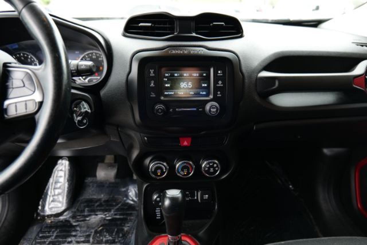 ZACCJBCTXFPB37297 2015 Jeep Renegade Trailhawk