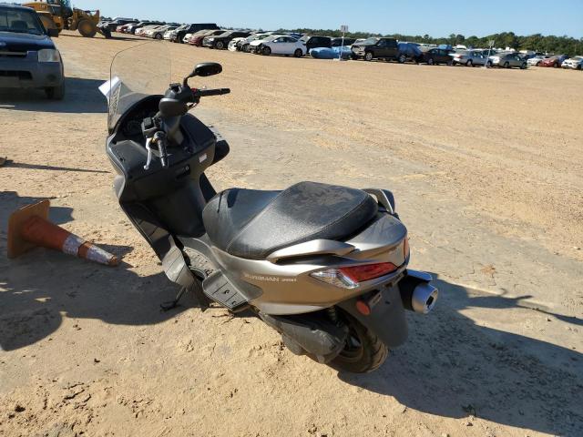 2017 SUZUKI UH200 MLCCH41A6H1600115