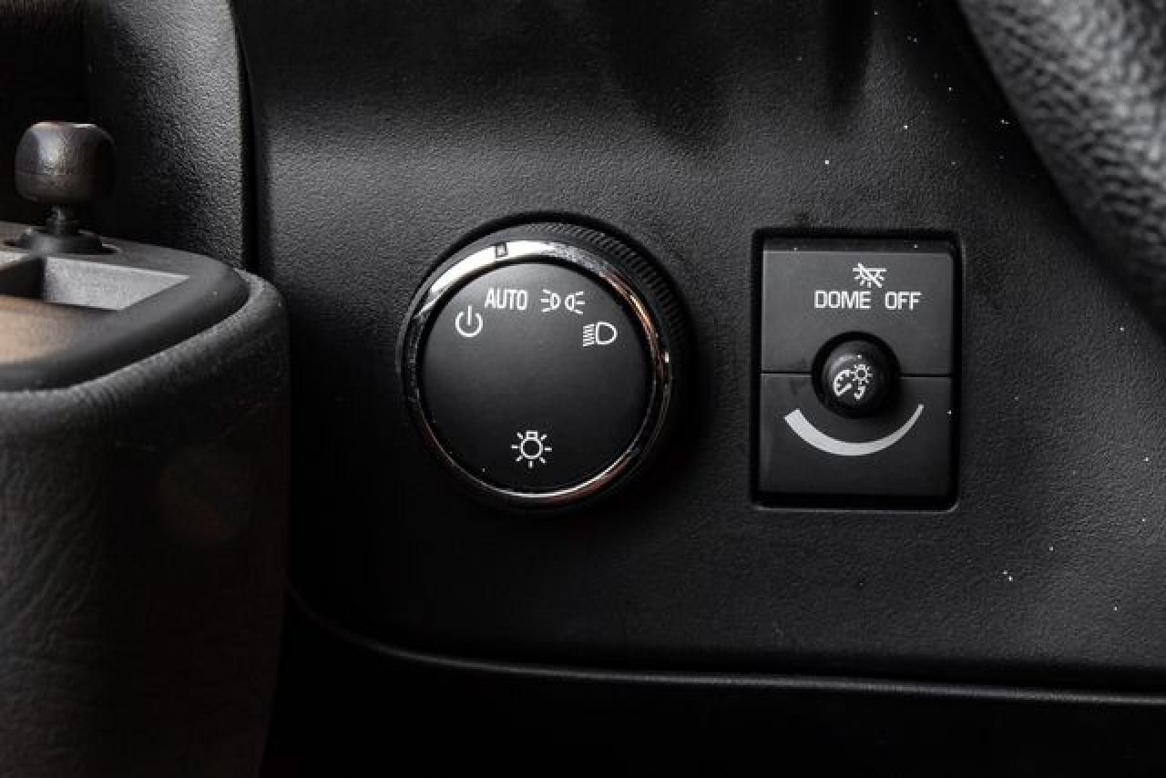 2021 Chevrolet Express G2500 VIN: 1GCWGAF77M1239142 Lot: 62961722