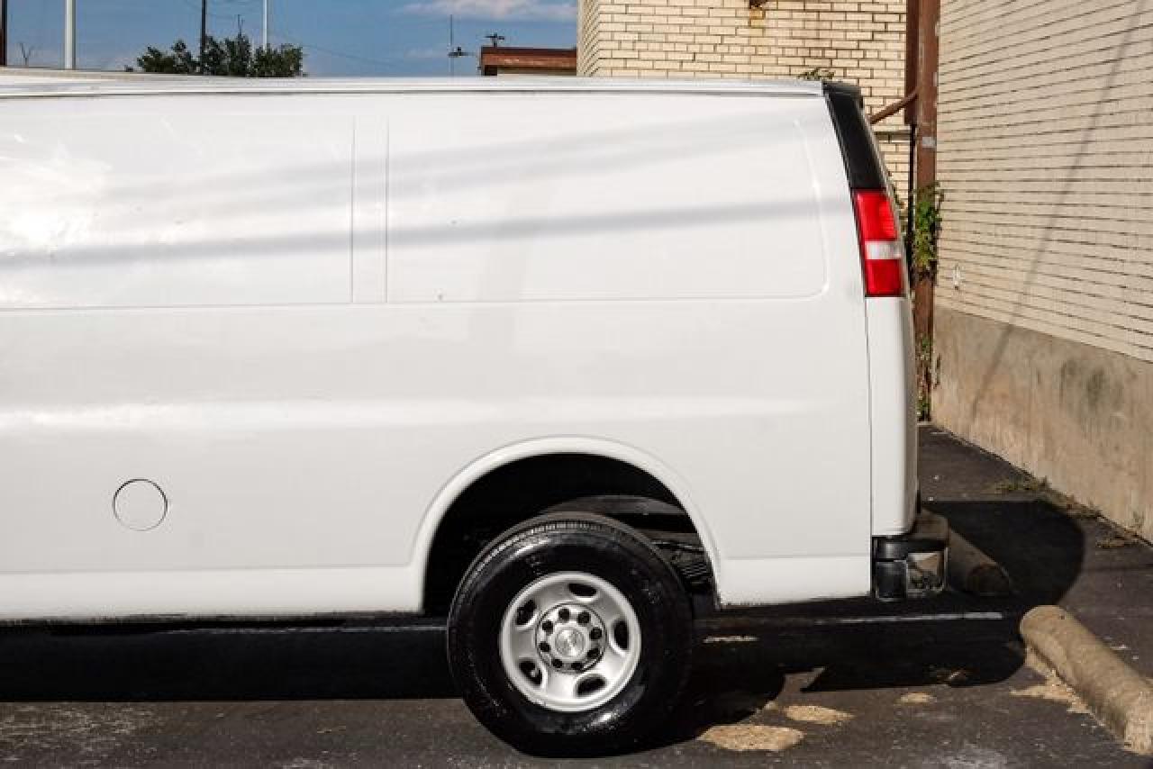 2021 Chevrolet Express G2500 VIN: 1GCWGAF77M1239142 Lot: 62961722