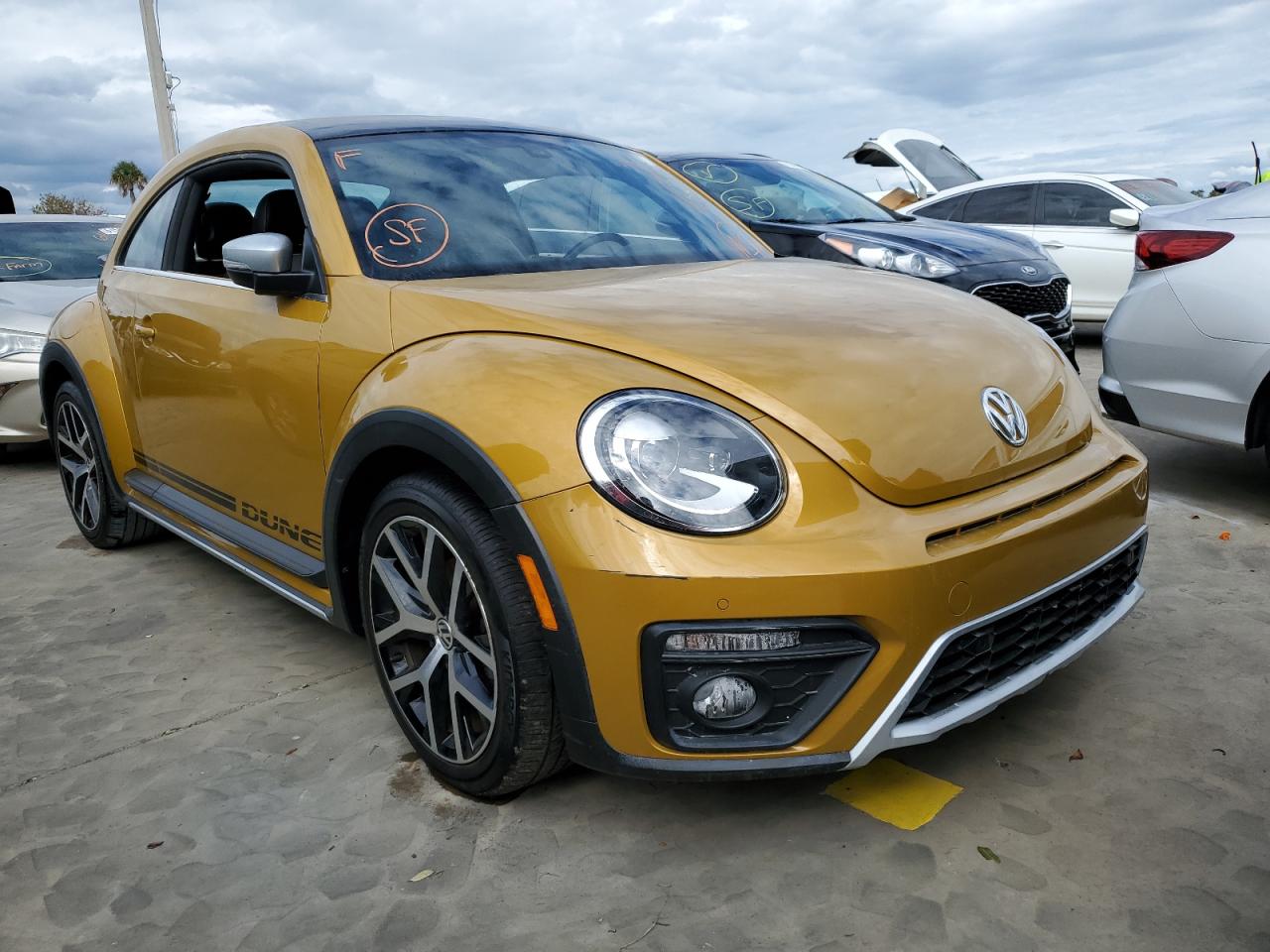 3VWS17AT2HM615713 VOLKSWAGEN BEETLE DUN 2017