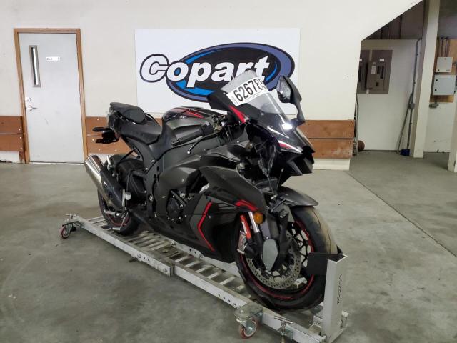 Salvage cars for sale from Copart Portland, OR: 2022 Kawasaki ZX1002 M