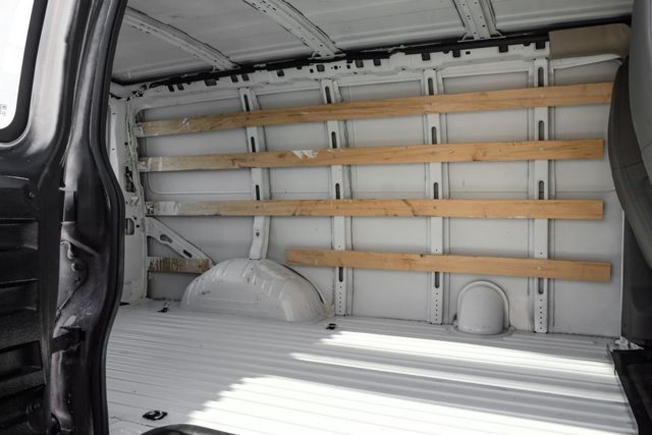 2021 Chevrolet Express G2500 VIN: 1GCWGAF77M1239142 Lot: 62961722