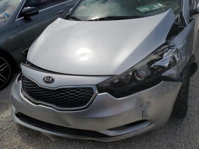 KNAFX5A87E5196954 KIA FORTE EX