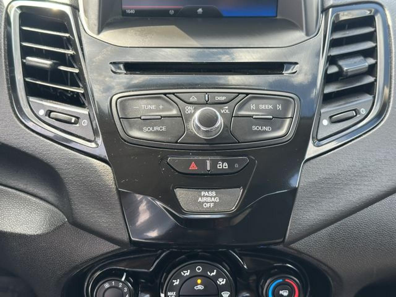 2014 Ford Fiesta Se VIN: 3FADP4BJ7EM216111 Lot: 63208762