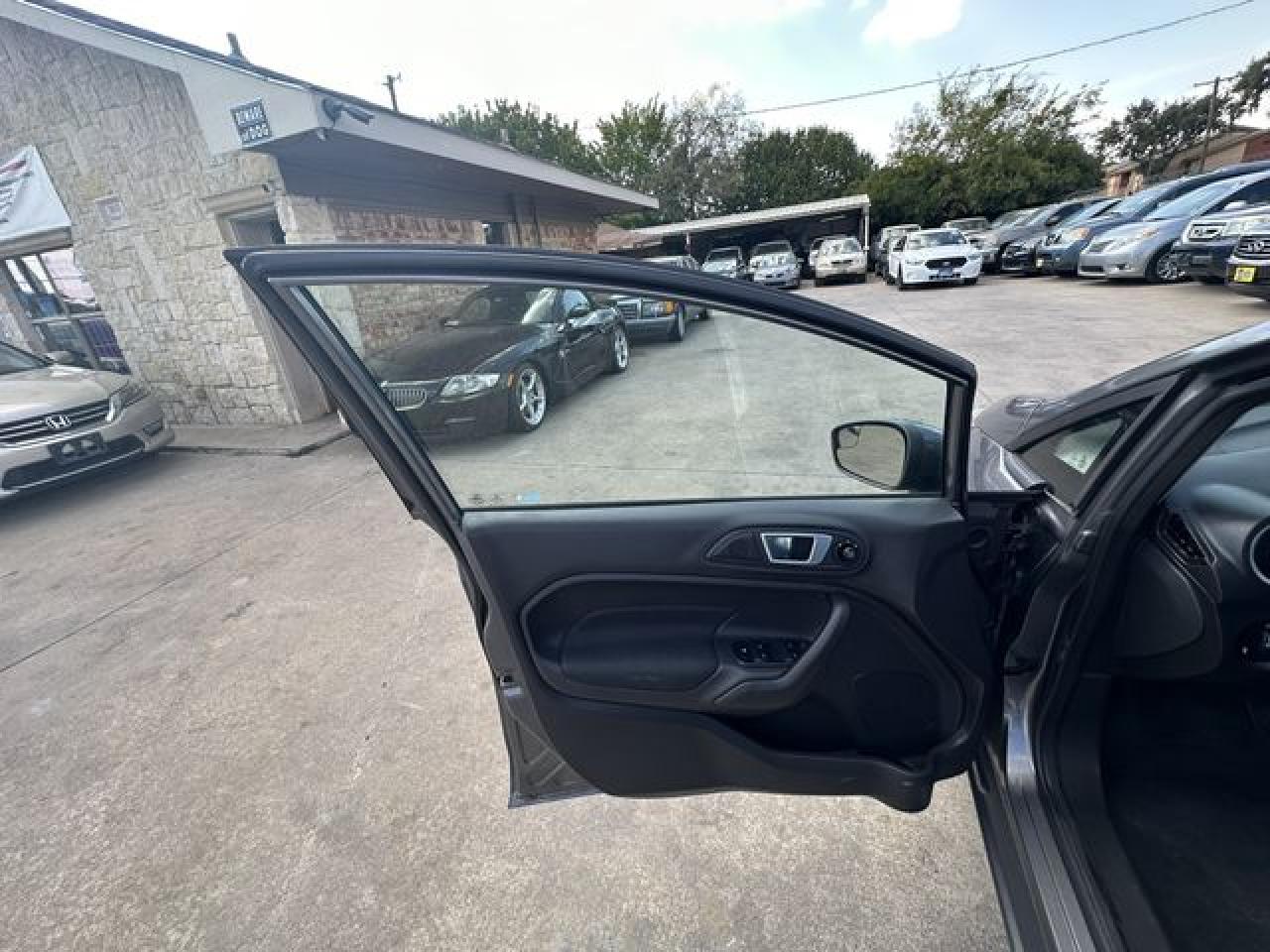 2014 Ford Fiesta Se VIN: 3FADP4BJ7EM216111 Lot: 63208762