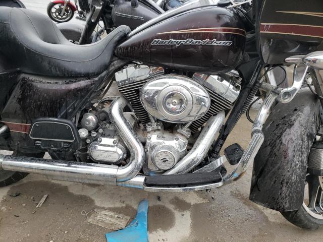 2011 HARLEY-DAVIDSON FLTRU 1HD1KGM18BB667558