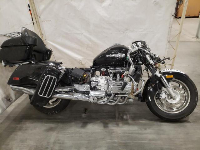 2000 HONDA GL1500 CF 1HFSC4111YA100070