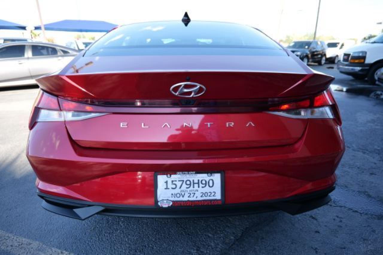 5NPLM4AG1MH045025 2021 Hyundai Elantra Sel