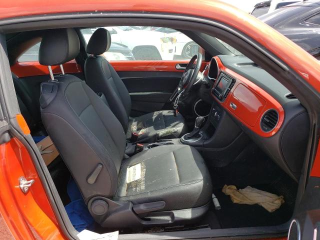 2016 VOLKSWAGEN BEETLE SE 3VWJ17AT4GM615836