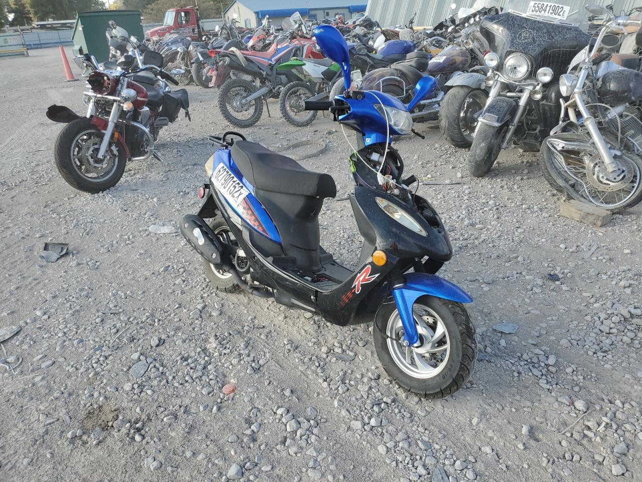 LL0TCAPH2NYS01998 YONG SCOOTER 2022