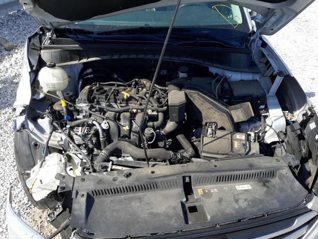 KM8J3CA45JU708331 Hyundai TUCSON SEL