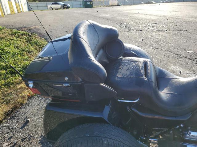 2010 HARLEY-DAVIDSON FLHTCUTG 1HD1MAM34AB853797