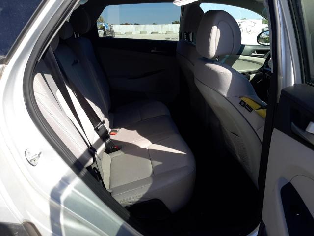 KM8J3CA45JU708331 Hyundai TUCSON SEL