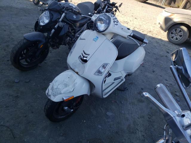 2016 VESPA GTS 300 SU ZAPM459L6G5101152