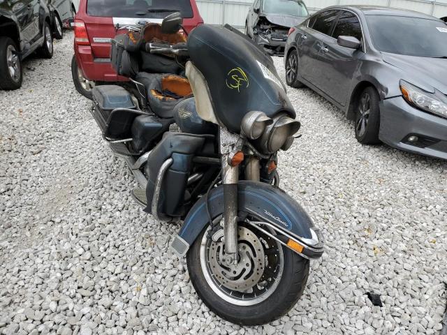 Salvage cars for sale from Copart Franklin, WI: 2003 Harley-Davidson Flhtcui