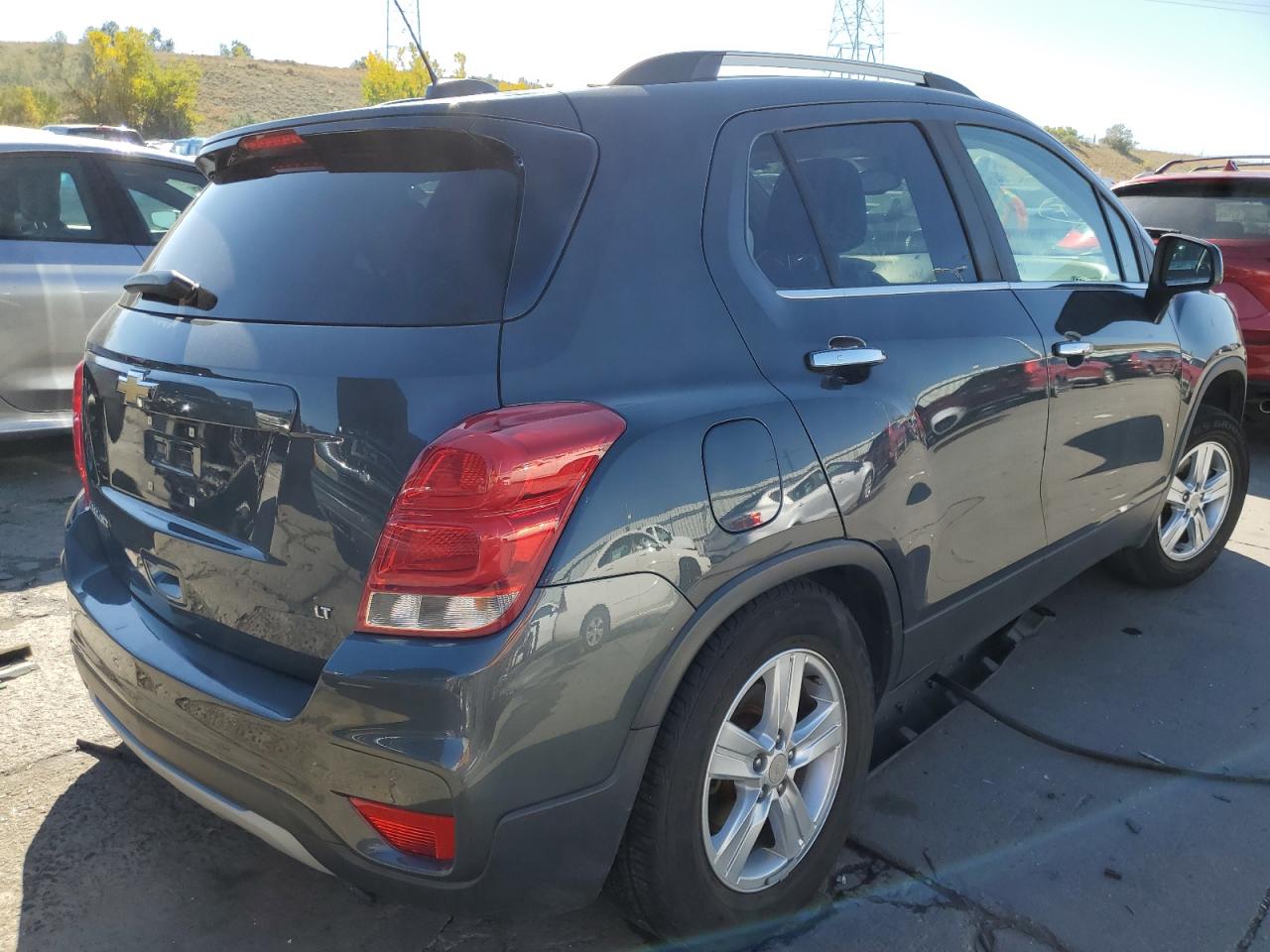 3GNCJPSB9HL196558 CHEVROLET TRAX 2017