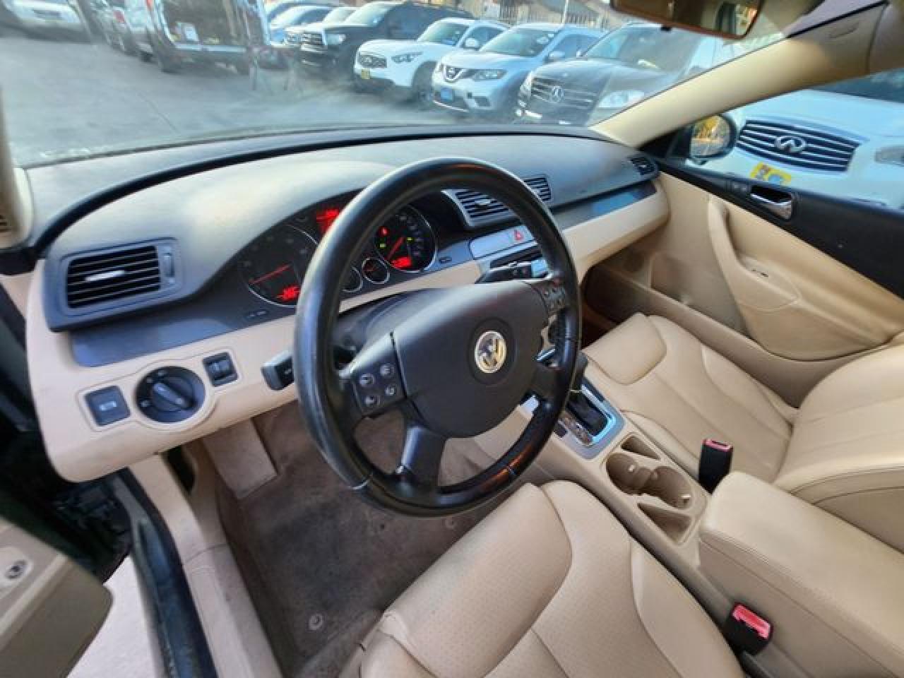2007 Volkswagen Passat 2.0T VIN: WVWAK73C87P137301 Lot: 63407562