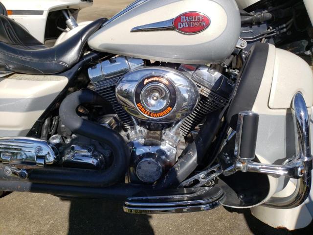 2008 HARLEY-DAVIDSON FLHTCUSE3 1HD1PR8188Y955206