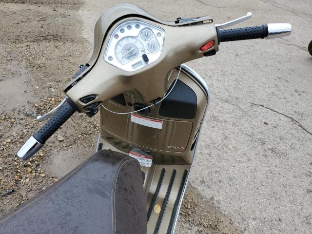 2011 VESPA GTS 300 SU ZAPM459L9B5800395