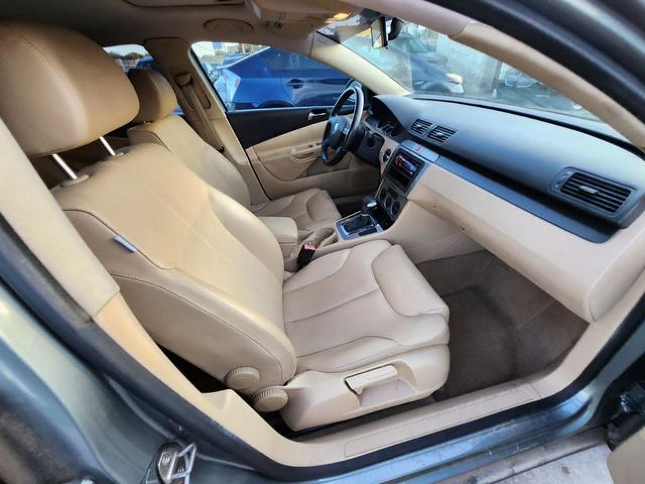 2007 Volkswagen Passat 2.0T VIN: WVWAK73C87P137301 Lot: 63407562