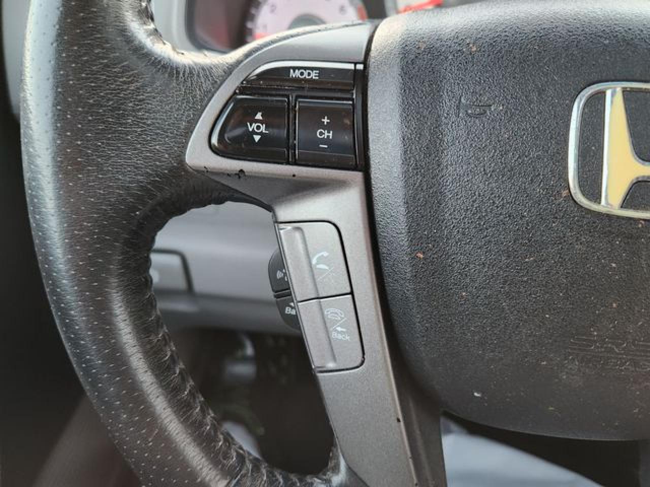 2011 Honda Pilot Exln VIN: 5FNYF3H73BB008991 Lot: 63407552