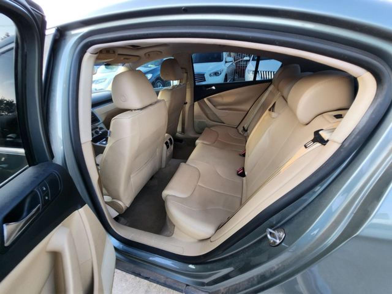 2007 Volkswagen Passat 2.0T VIN: WVWAK73C87P137301 Lot: 63407562