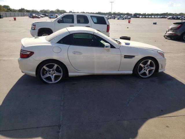 2016 MERCEDES-BENZ SLK 300 WDDPK3JA1GF115589