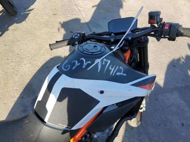 2020 KTM 890 DUKE R VBKTU9400LM800261
