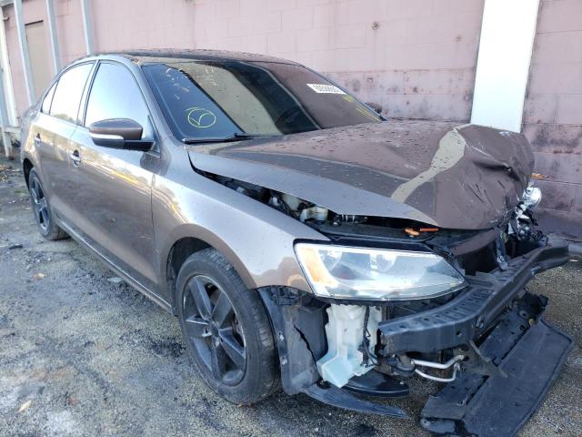 Salvage cars for sale from Copart Wheeling, IL: 2011 Volkswagen Jetta TDI