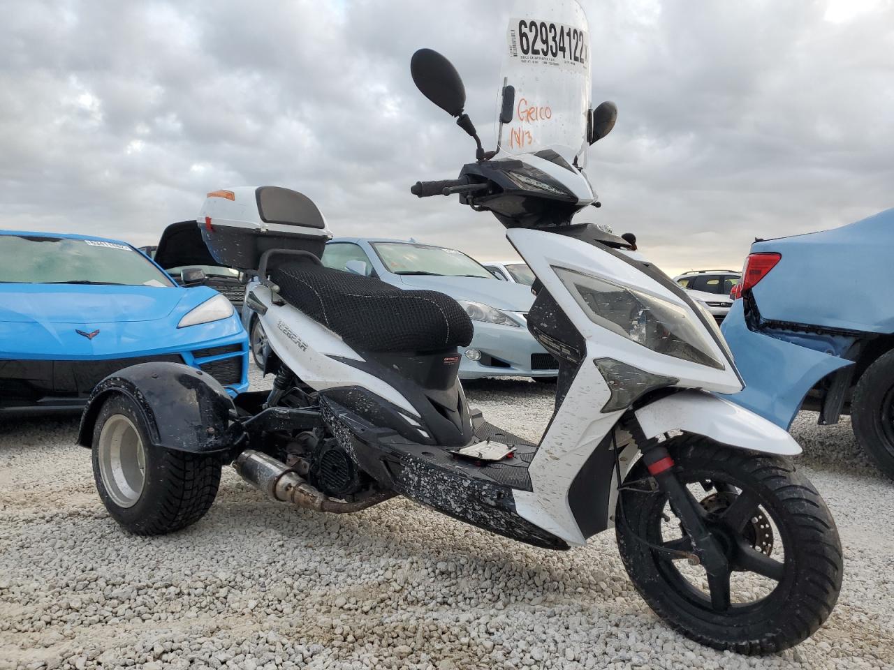 L37LMJBV4KZ030043 HUZH SCOOTER 2019