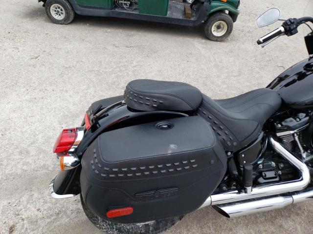 2018 HARLEY-DAVIDSON FLHC HERIT 1HD1YAJ15JC028840