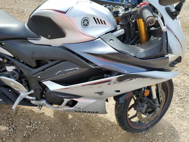 2020 YAMAHA YZFR3 A MH3RH18Y9LK003179