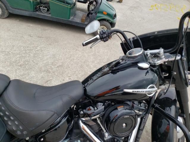 2018 HARLEY-DAVIDSON FLHC HERIT 1HD1YAJ15JC028840
