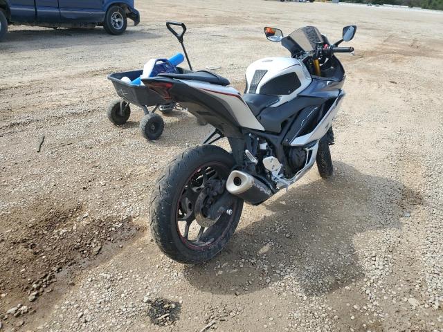 2020 YAMAHA YZFR3 A MH3RH18Y9LK003179