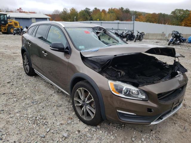 2015 VOLVO V60 CROSS - YV4612HM7F1000037