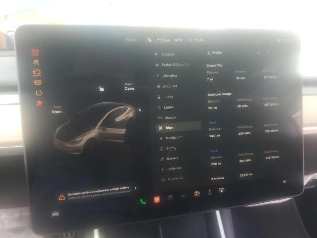 5YJ3E1EB3KF413324 Tesla MODEL 3