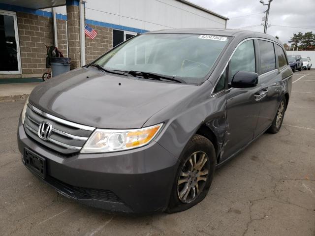 VIN 5FNRL5H67DB056593 2013 HONDA ODYSSEY no.2