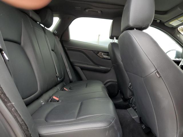 SADCJ2BN3HA091130 Jaguar F-pace Premium