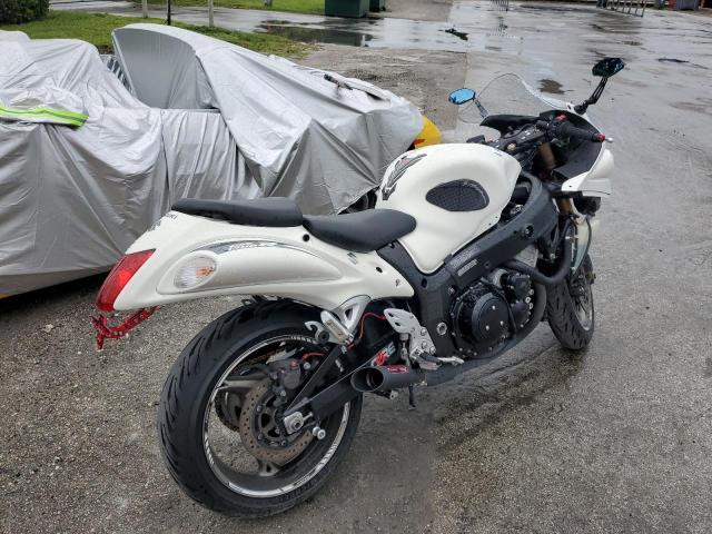 2011 SUZUKI GSX1300 R JS1GX72AXB2101072