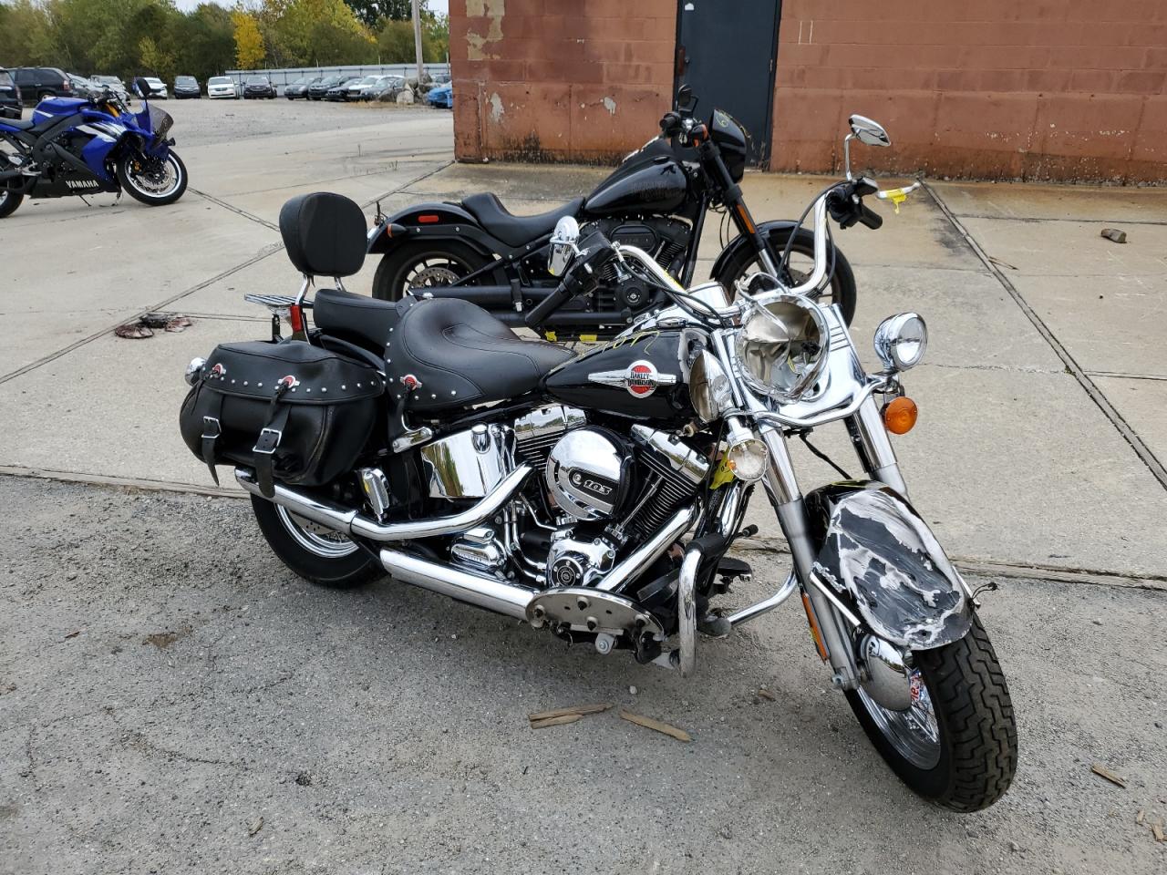 1HD1BWV14HB040504 HARLEY-DAVIDSON FLSTC HERI 2017