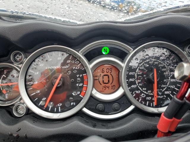 2011 SUZUKI GSX1300 R JS1GX72AXB2101072