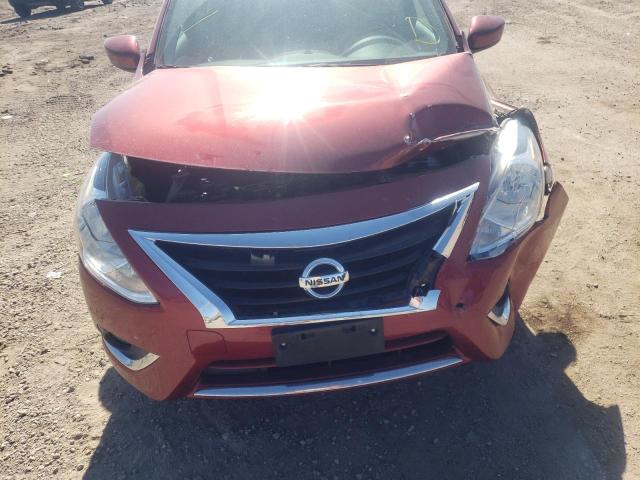 VIN: 3N1CN7AP0JL871667 Auction: COPART Lot: 62872392 Location: CO - COLORADO SPRINGS 3N1CN7AP0JL871667 NISSAN VERSA 2018 RED Photo 9