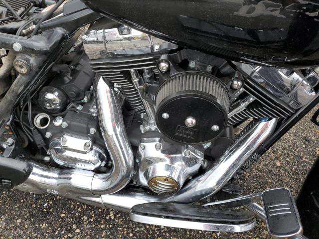 2011 HARLEY-DAVIDSON FLHX - 1HD1KB410BB678153