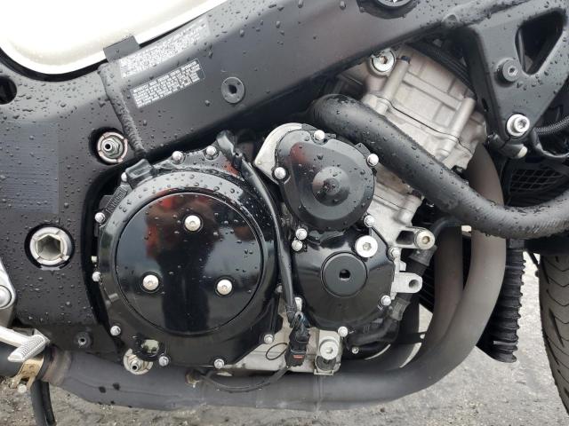 2011 SUZUKI GSX1300 R JS1GX72AXB2101072