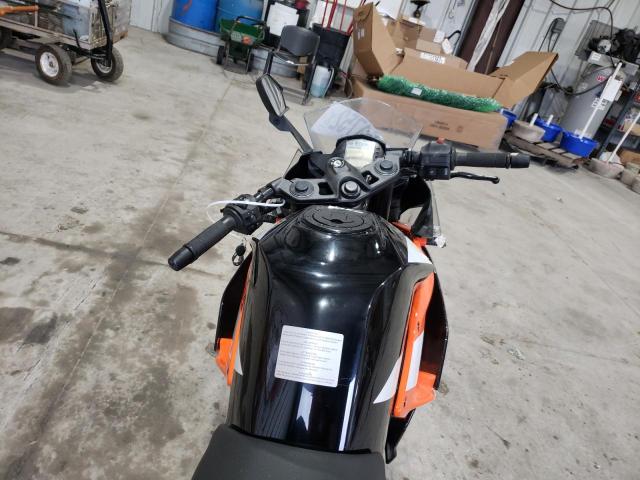 2018 KTM 390 DUKE MD2JYJ405JC299671