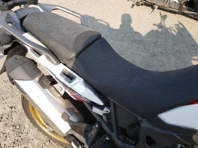 2017 HONDA CRF1000 JH2SD04G7HK000363