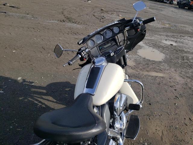 2016 HARLEY-DAVIDSON FLHTP POLI 1HD1FMM17GB657274