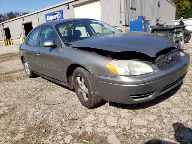 2004 Ford Taurus SE