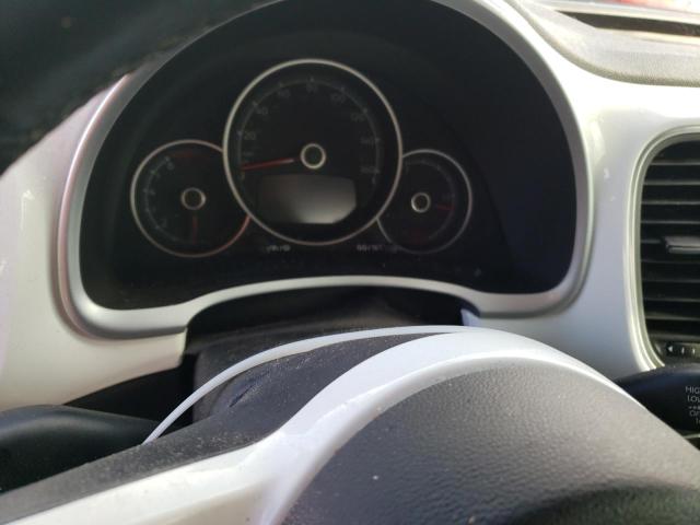 2018 VOLKSWAGEN BEETLE SE 3VWJD7AT1JM713138